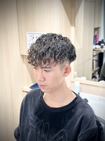 リバティシェアバーバー 銀座(LIBERTY SHARE BARBER) スペインカール＜理容室＞＜銀座＞