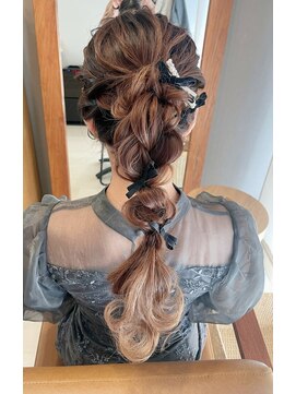 シュクレアミ 福島(sucre ami) あみおろしポニーテール【福島/ヘアセット】