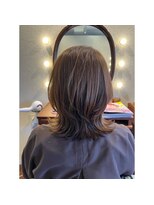 エルサフィロ キタハマ(el zafiro kitahama)&nbsp;20×30×40代×似合わせカット×外ハネ×くびれスタイル