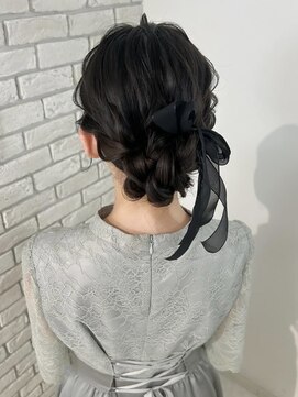 ディティカ ティア(Dityca tia) シニヨン