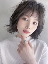 髪質・骨格・クセを見極め“長持ち美フォルム”へ導く美髪設計カット