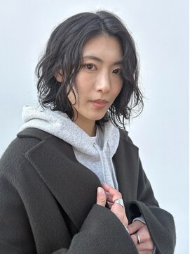 スリーマーク(THREE mark) ミディアムパーマ