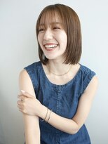 トリッカ シブヤ(TRICCA SHIBUYA)&nbsp;切りっぱなしボブ/ぱつっとボブ/シンプルボブ/艶ベージュ