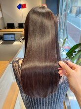 髪質、ダメージレベル、髪の体力の見極めが一番大切です。