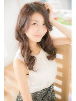 エヌアンドエーコンティ(N&A CONTi)&nbsp;かきあげバング×ロングカールスタイル