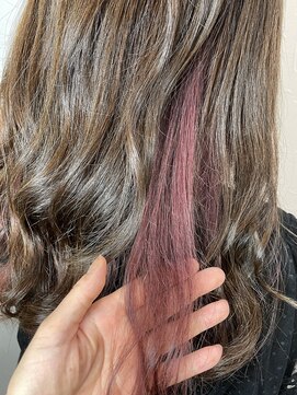 キャラ 池袋本店(CHARA) ブリーチ1回！AVEDAカラーでピンクインナー！【池袋/池袋/大村】