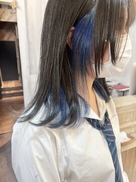 アクトゥス(AEQUITAS) ウルフカット×インナーカラー【池袋/20代/30代/40代】