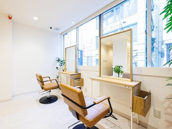 染メラボ 中村橋店の写真/中村橋駅30秒◎少人数の落ち着いた空間をご用意。丁寧なカウンセリングで悩みを解決し理想のStyleに＊