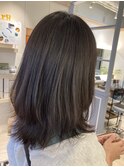 艶髪くびれミディアムヘア2025JR埼京線美容室レイヤーカット