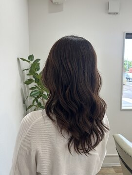 シアリー(SHEERIE) パーマ風コテ巻きスタイル