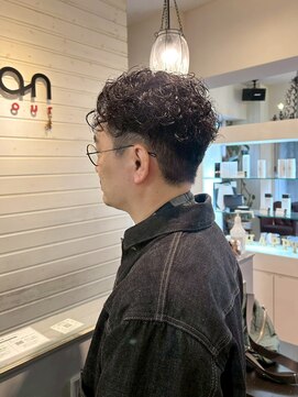 ヘアーアンドスパ アン コントゥール(hair&spa an contour) ミックス　パーマ