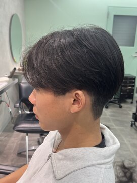 ジーニー 千葉(GENiE) シャドウパーマ/ニュアンスパーマ/韓国ヘア【高野優真】