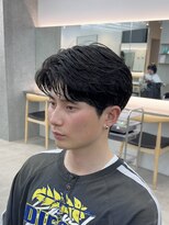 フィフス 栄(fifth)&nbsp;センターパートツイストスパイラルパーマツーブロックメンズヘア