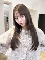 アルバム 新宿(ALBUM SHINJUKU)&nbsp;ナチュラルレイヤーセミロンググレージュ寒色系_F1429