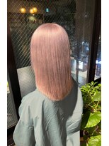ビハインドザカーテン(BEHIND THE CURTAIN)&nbsp;暖色味のあるミルクティーベージュ×ダブルカラー×ケアブリーチ