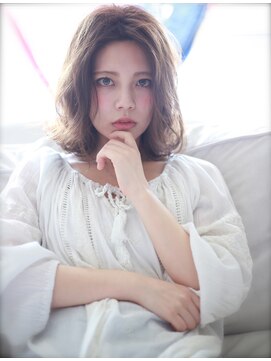 ロイジー(roijir) roijir☆難波茉帆☆リラクシーボブ03-6447-2205