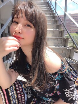 アオ(a-o) 20代30代40代◎小顔 無造作ワンカール 大人可愛いロング♪桜木町