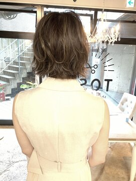 ショートオンリーサロントス(short only salon TOSS) 大人カッコいい細めハイライト外ハネボブ