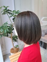 ラフランクリー(la frankly)&nbsp;20代30代/大人かわいい/外ハネボブ/髪質改善/サンドベージュ