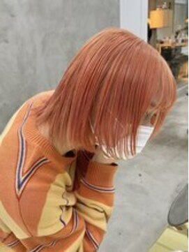 ソーコ 渋谷(SOCO) ウルフカットレイヤーサーモンピンクカッパーオレンジブリーチ