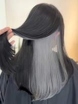 ヨロ 小岩(YOLO) グレージュインナーカラーケアブリーチレイヤーカット