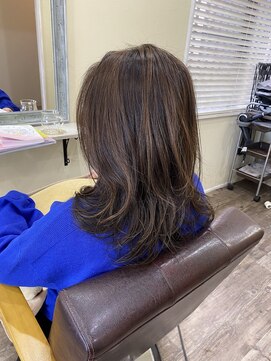 ルシア ヘア(Lucia hair) ミディアムハイライト