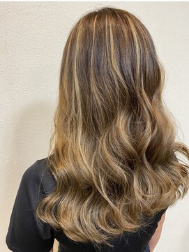 ラニ(Lani) ハイライトカラー