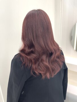 アールプラス 新宿(ar+) ピンクカラー