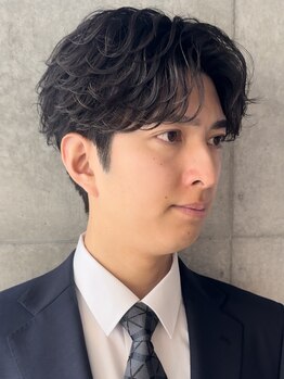 ブルニール 心斎橋(BLEUNIR)の写真/社会人におすすめの2wayビジネスパーマが圧倒的人気◎清潔感のある印象に♪【大阪/心斎橋/本町】