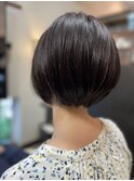 ショートボブ
