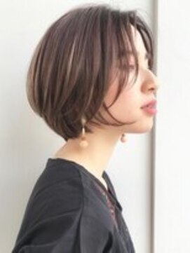 ビュートヨナカ(VIEW TOYONAKA) 白髪ぼかし/ハイライトカラー/ショートボブ/グレージュ