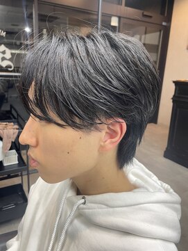 MEN’S HAIR/サーフカール/刈り上げセンターパート/千葉駅