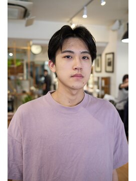 イーズ(e's) センターパート風メンズショート《諸星》