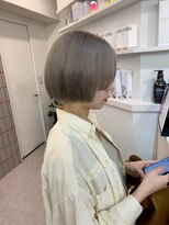 ペレ 原宿(PELE) ダブルカラー/ケアブリーチ/羽エクステ/原宿