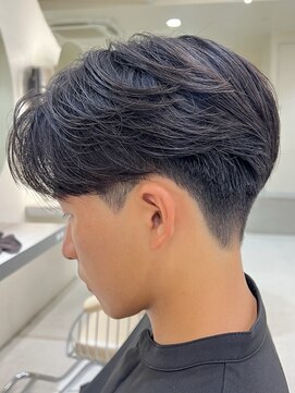 ニコ トウキョウ ヨコハマ(nico) メンズセンターパートウルフセンターパートニュアンスパーマ襟足