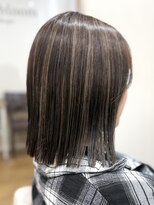 フルブルーム 東林間(fullbloom)&nbsp;白髪ぼかしハイライトカラーケアブリーチレイヤーカット