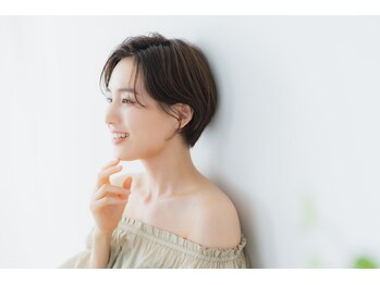 グラムヘア(GLAM HAIR)の写真/【六本松駅徒歩3分】年齢と共に変化する髪のお悩みに寄り添い解決へと導きます!あなたの"なりたい"が叶う♪