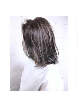 ウッディヘアルーム(Woody hair room) 暗透カラー