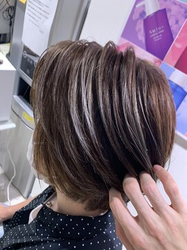 トゥルース 獨協大学前店(Hair&Make TRUTH) ハイライトカラー