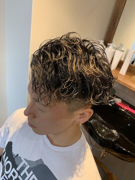 ヘアアンドフェイス ルースト(hair&face ROOST) 【スパイラル】7:3ハイライトスタイル