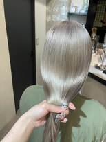 ペレ 渋谷(PELE)&nbsp;h_ 斜めバング/グレージュカラー/シルキーベージュ/渋谷/渋谷駅