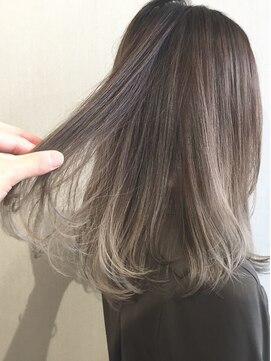 アオアクア バイ グルグル 小岩店(ao akua by GULGUL) フルバング ペールベージュ グラデーション【小岩】