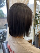 レイリー(LAiLy)&nbsp;まだまだ人気　切りっぱなしスタイル◎