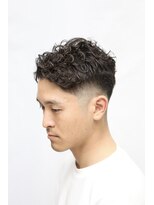 カーウォッシュバーバー(CARWASH BARBER)&nbsp;ナチュラル七三フェードスタイル