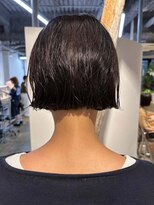 ナヌーク ダイカンヤマ(nanuk daikanyama)&nbsp;後ろ姿が映えるミニマムボブ