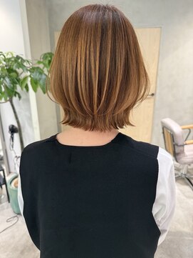 ボブレイヤーブラウンベージュレイヤーボブくびれボブ大人ボブ