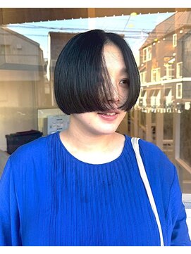 バブルス 上福岡店(BUBBLES) 前上がりボブ