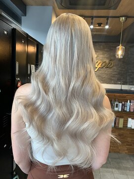 ラピス 横浜(Lapis) ホワイトカラー