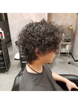 ラック(Luck) カット+スパイラルパーマ