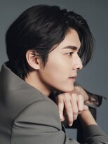 キヴィ(kivi)&nbsp;メンズミディアム 韓国風センターパート×ヘッドスパ